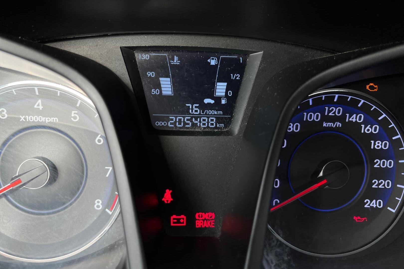 HYUNDAI ix20 13