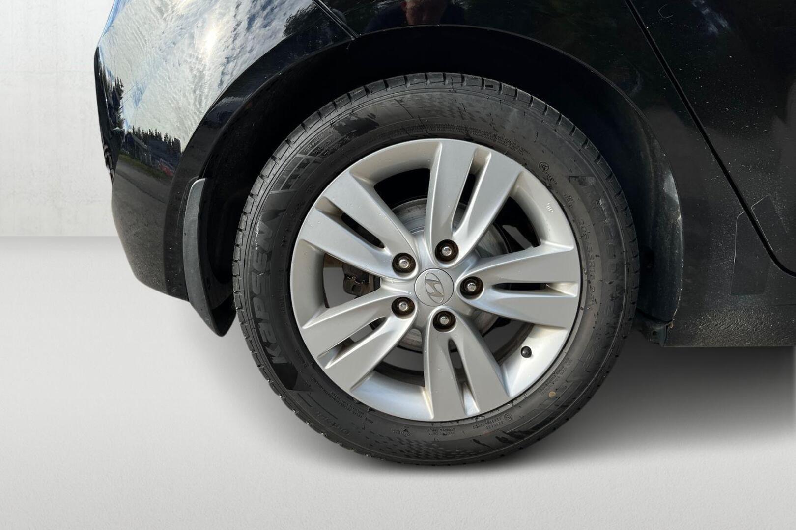 HYUNDAI ix20 18