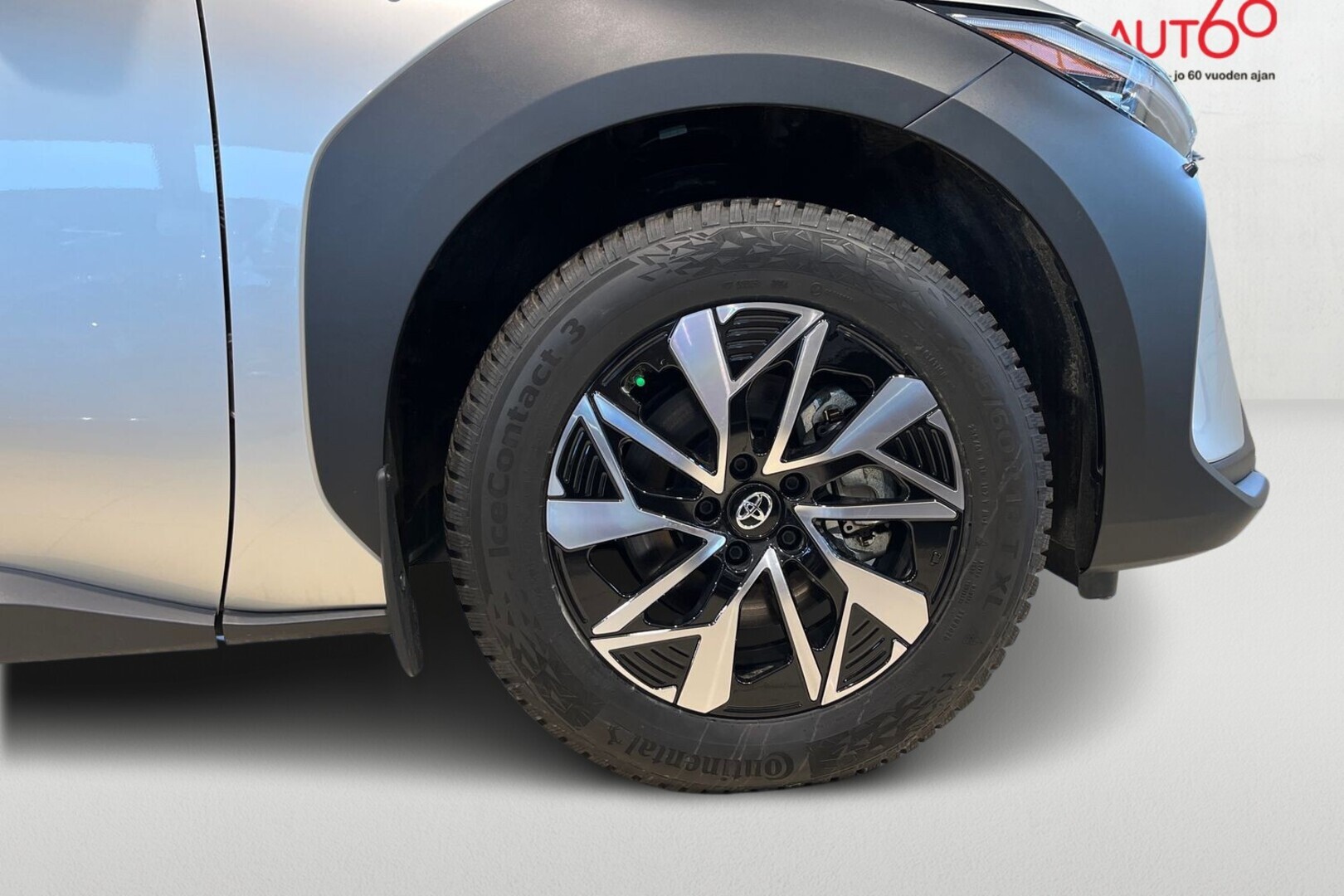 TOYOTA bZ4X 19