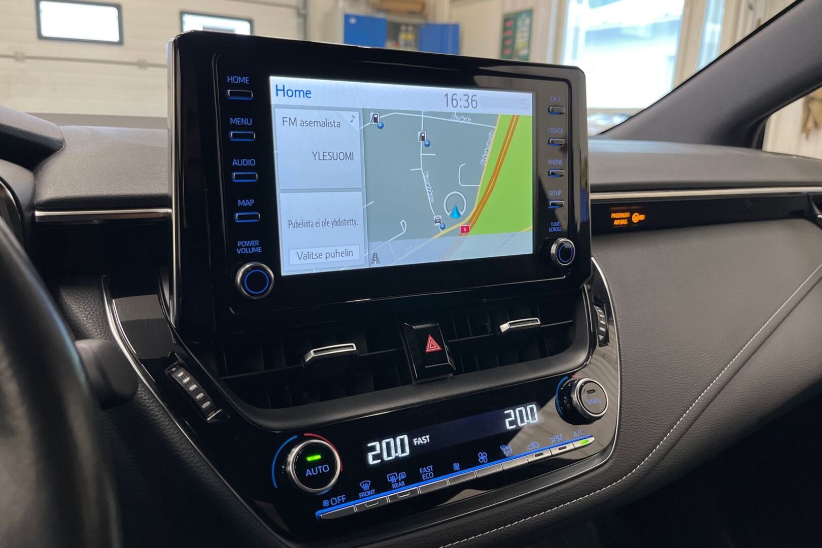 TOYOTA Corolla 15