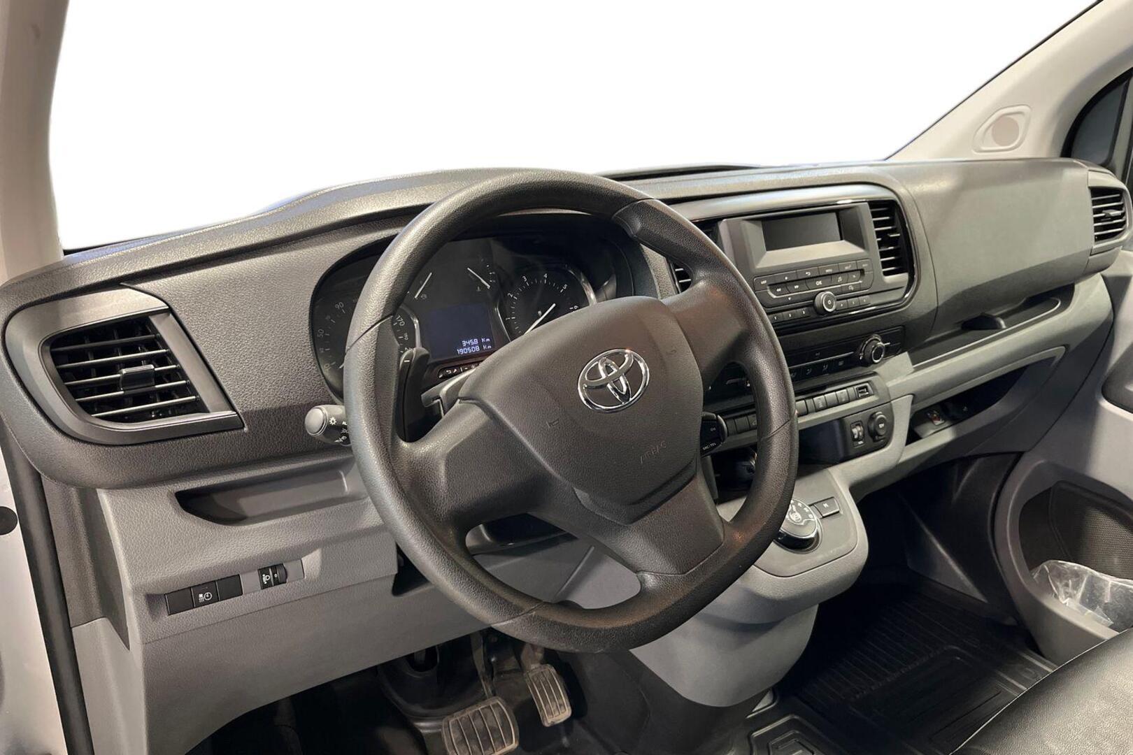 TOYOTA PROACE 10