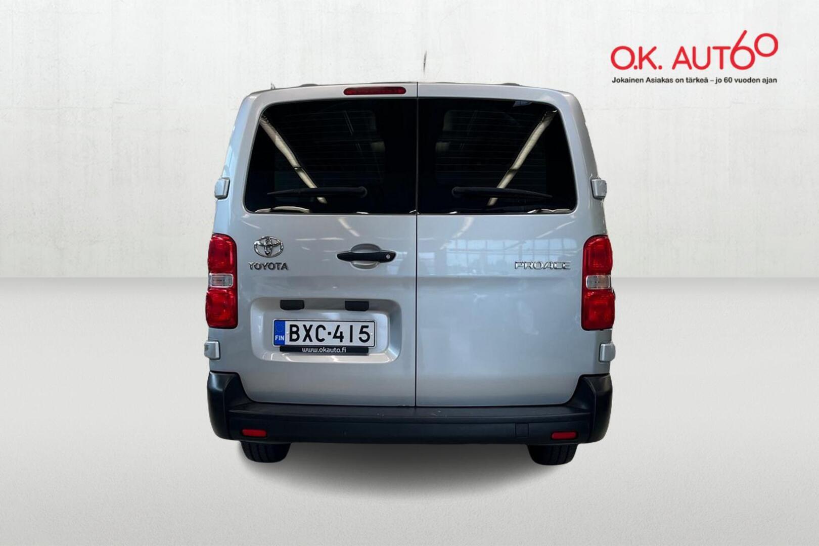 TOYOTA PROACE 4