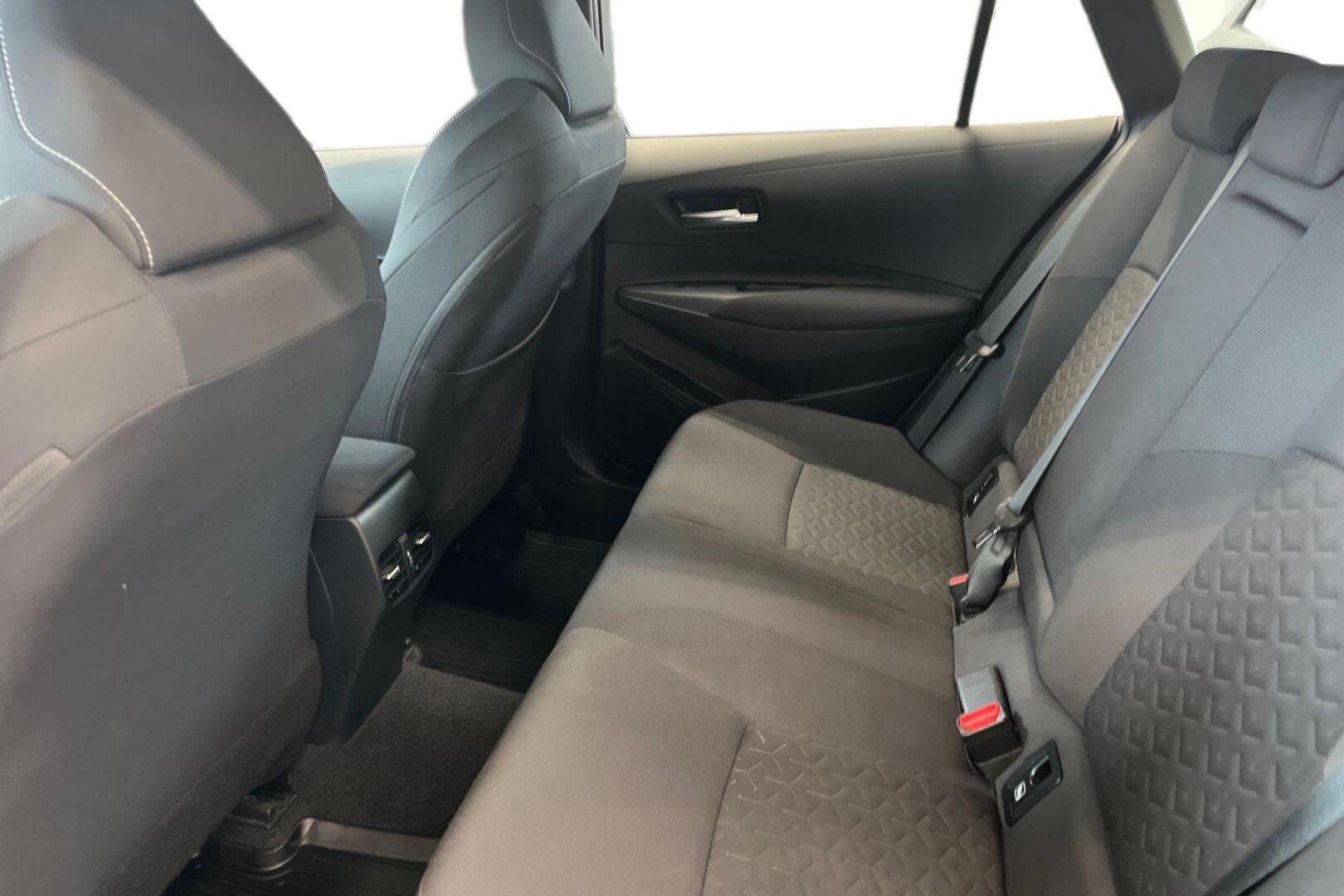 TOYOTA Corolla 11