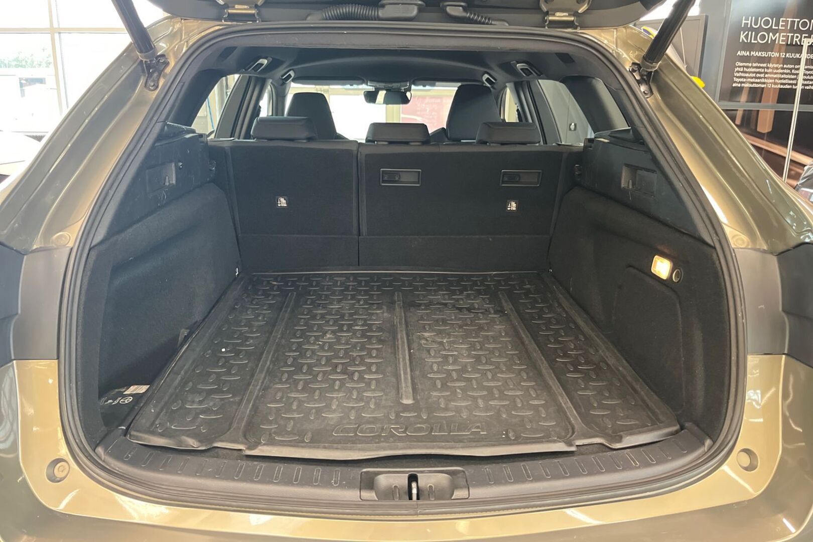 TOYOTA Corolla 17