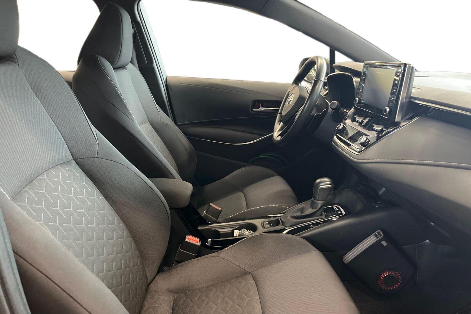 TOYOTA Corolla 19