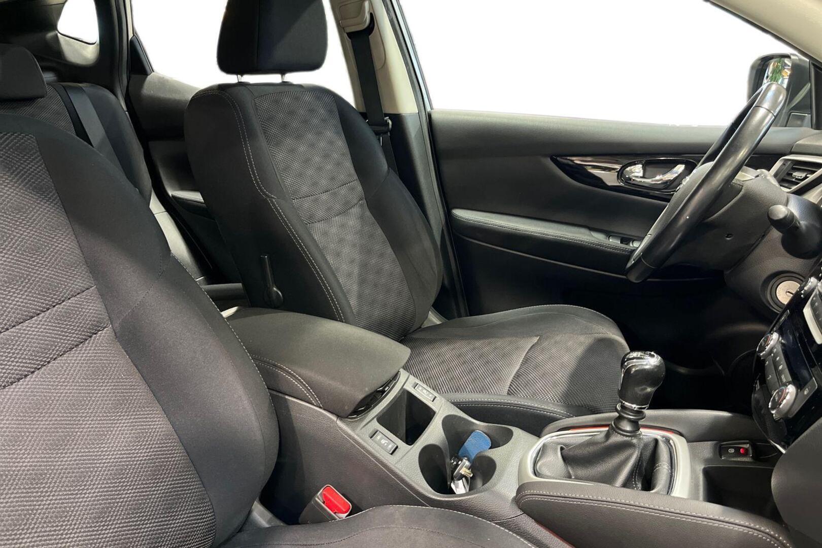 NISSAN Qashqai 17