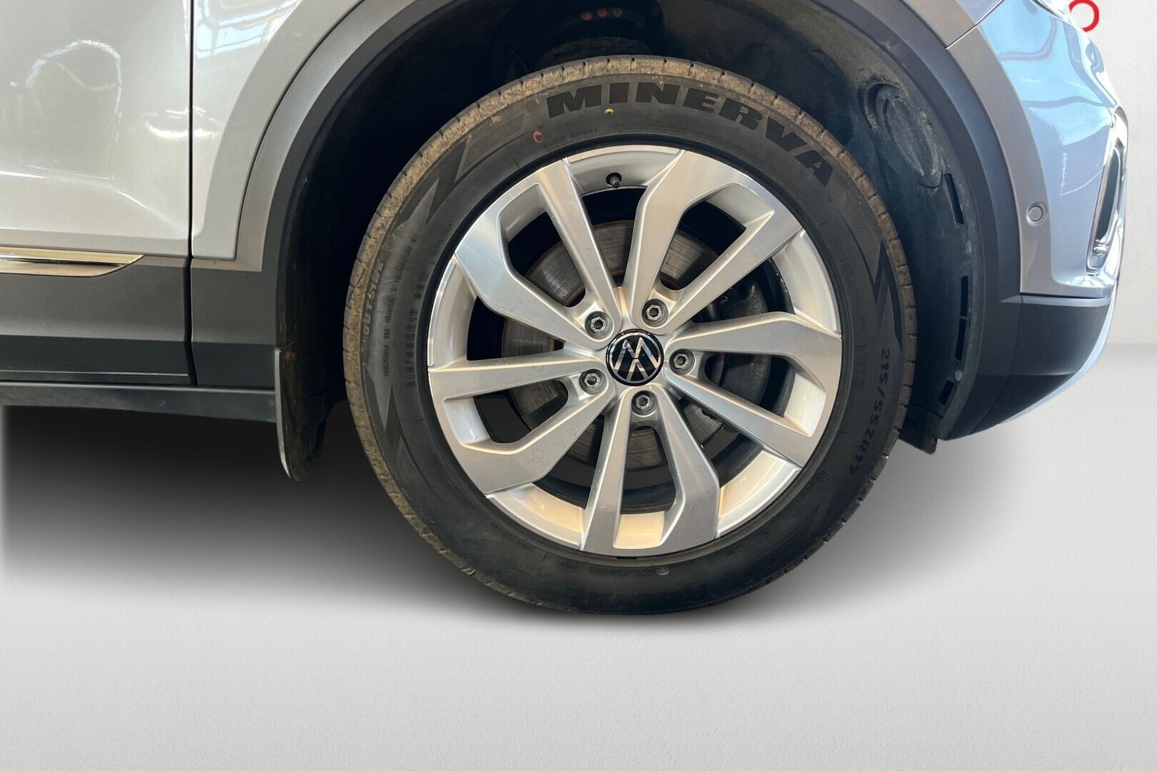 VOLKSWAGEN T-Roc 18