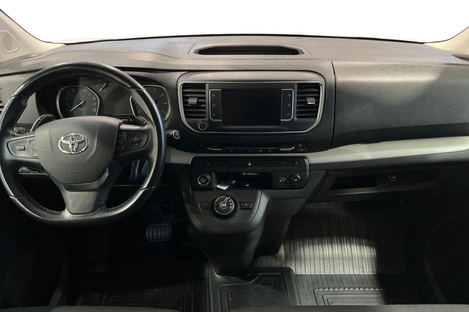 TOYOTA Proace Verso 12