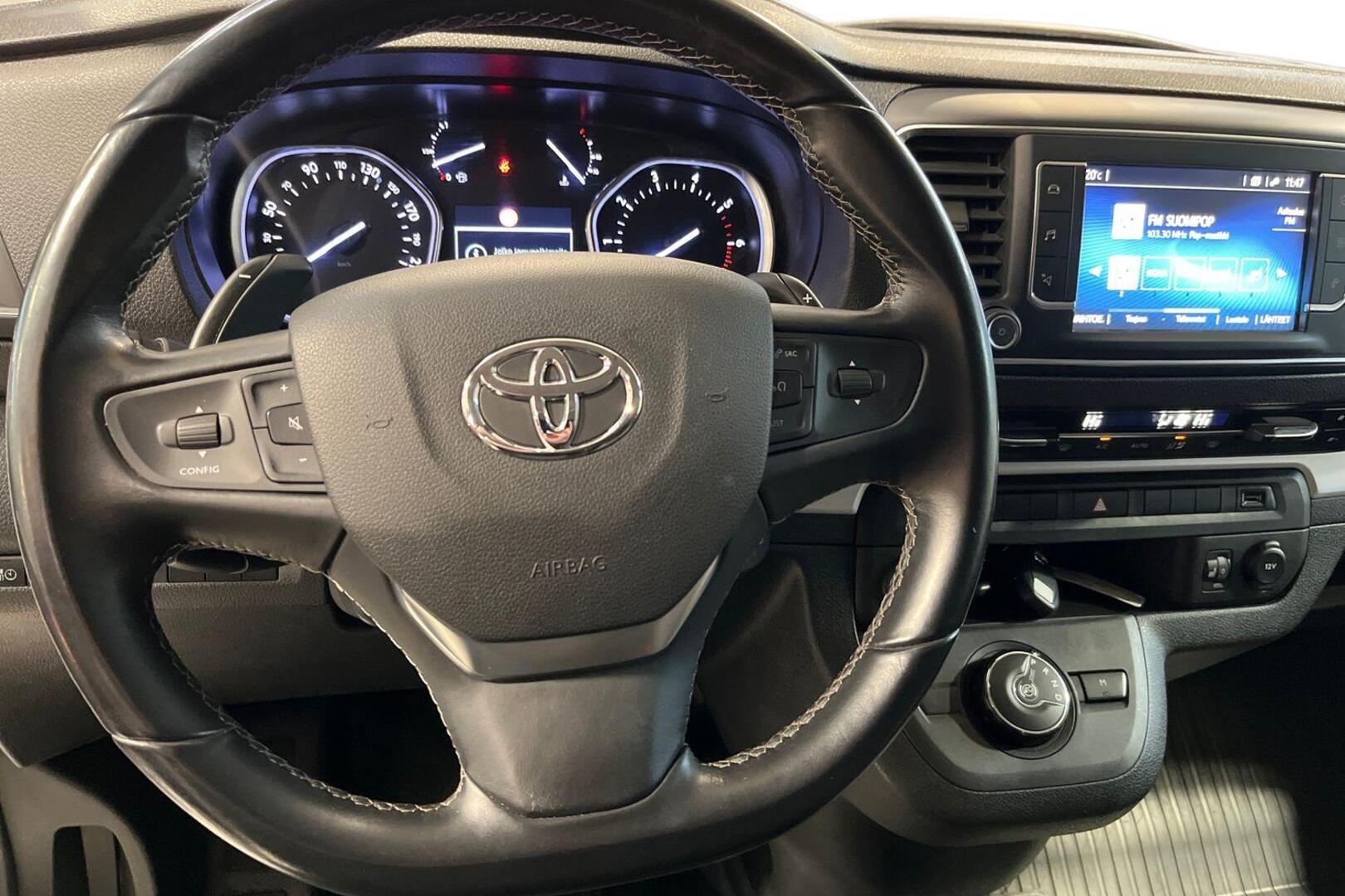 TOYOTA Proace Verso 14