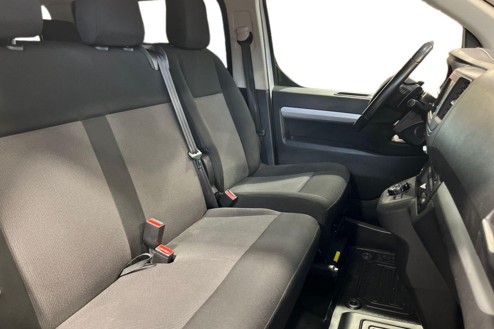 TOYOTA Proace Verso 19