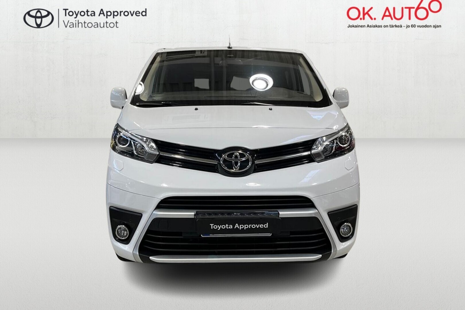 TOYOTA Proace Verso 9