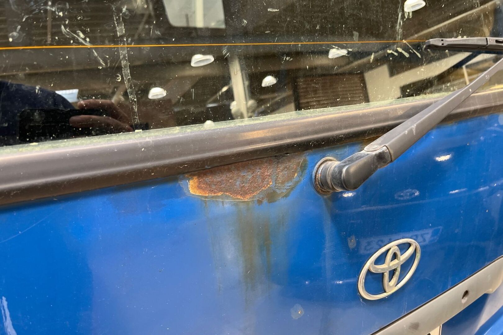 TOYOTA Hiace 26