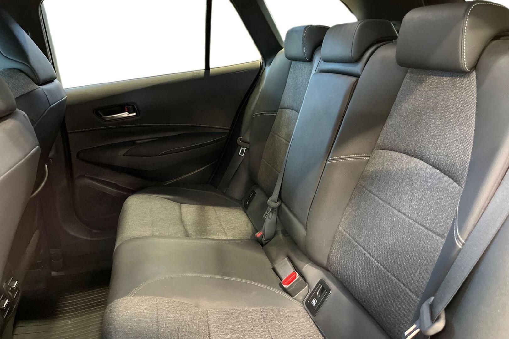 TOYOTA COROLLA 11