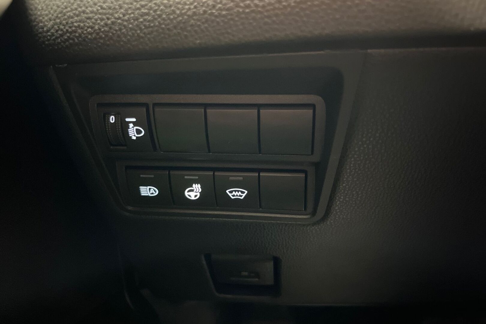 TOYOTA Yaris Cross 17