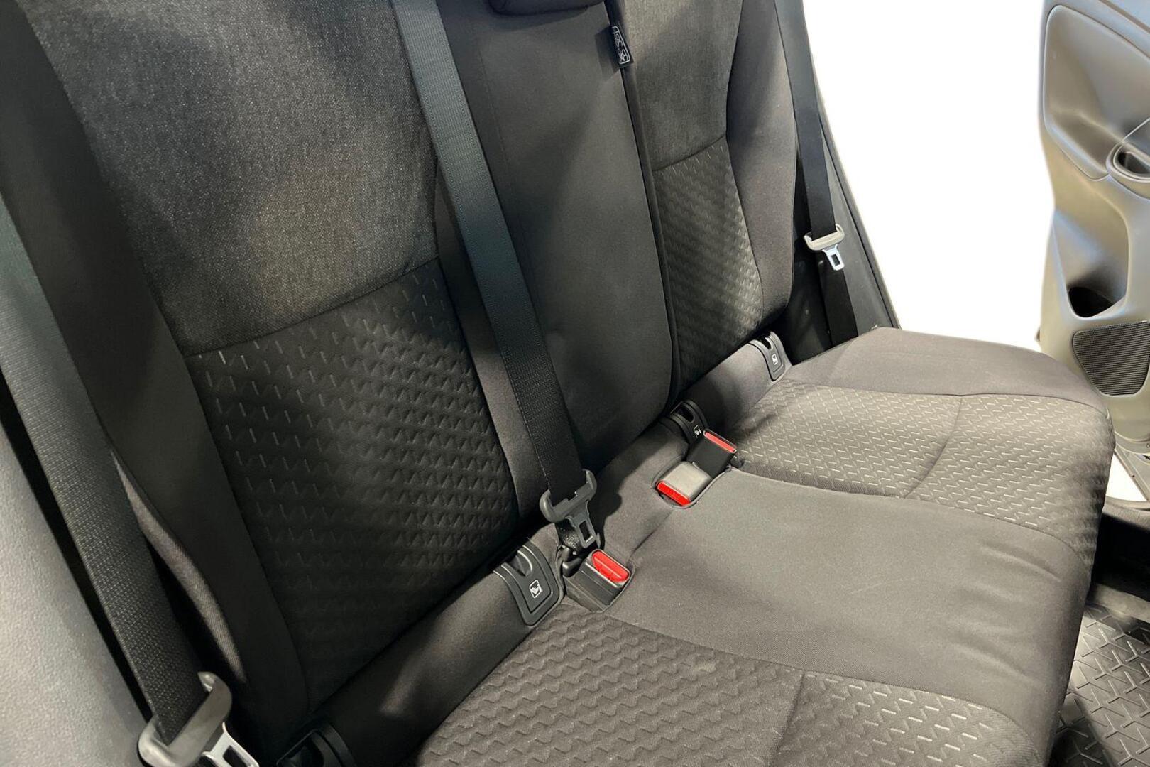 TOYOTA Yaris Cross 18