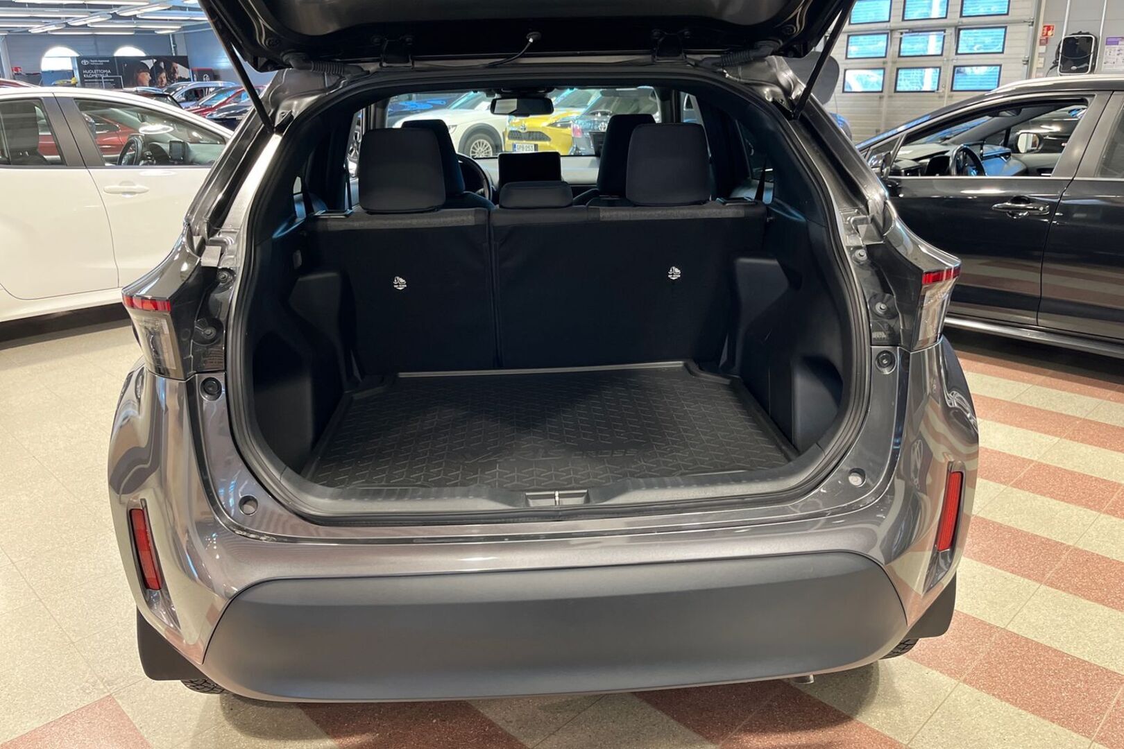 TOYOTA Yaris Cross 20
