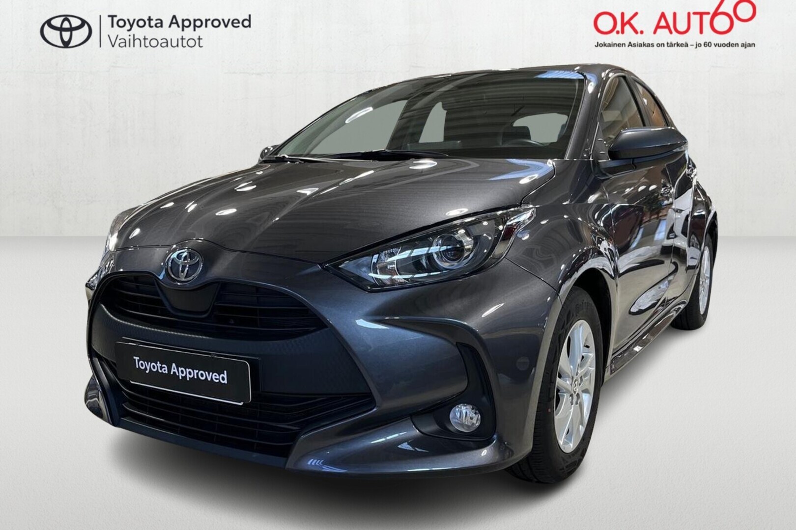 TOYOTA YARIS 1