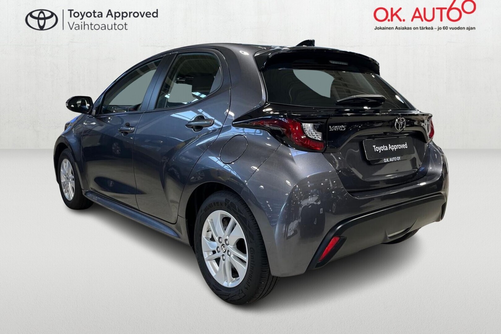 TOYOTA YARIS 5