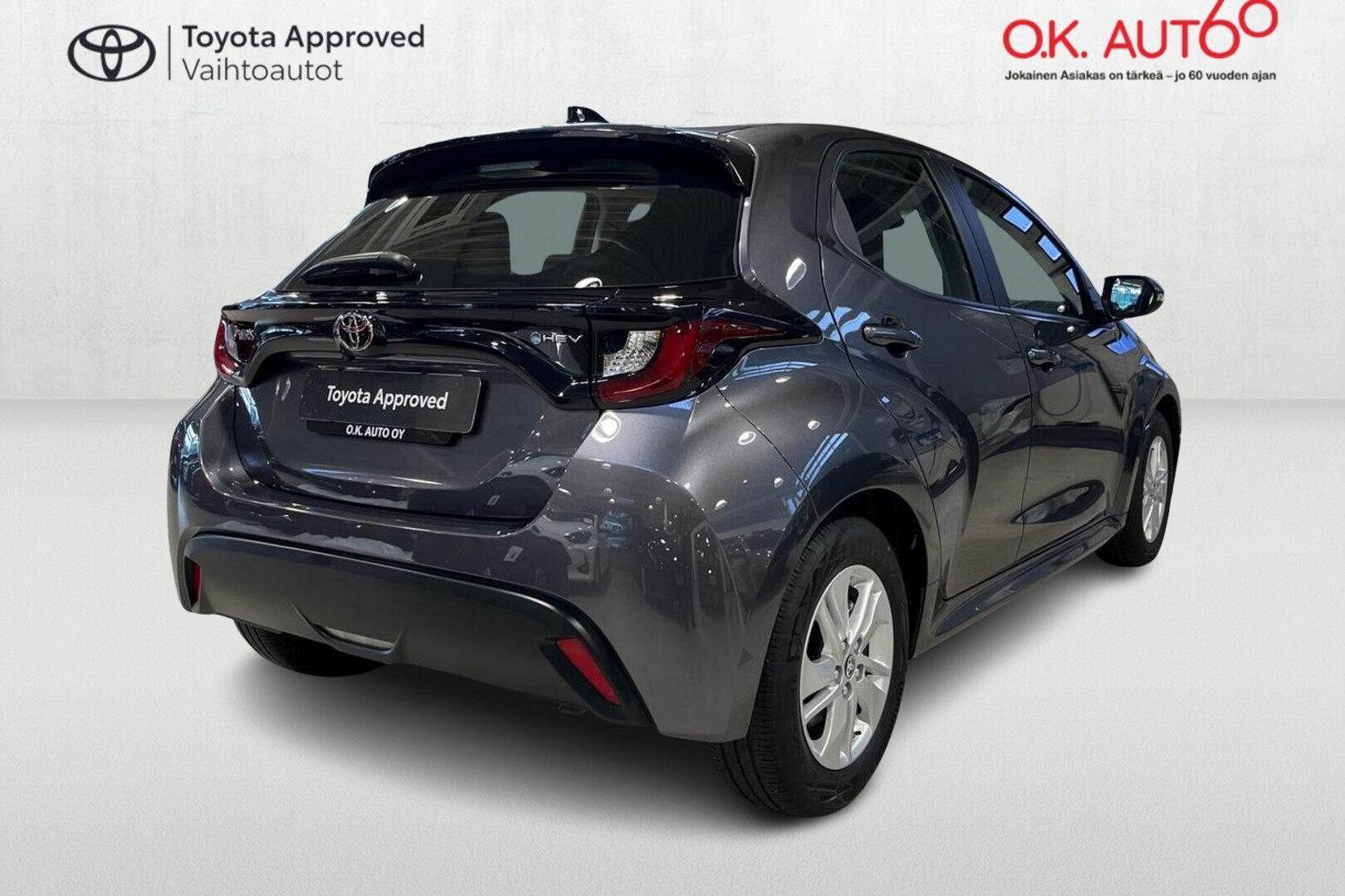 TOYOTA YARIS 7