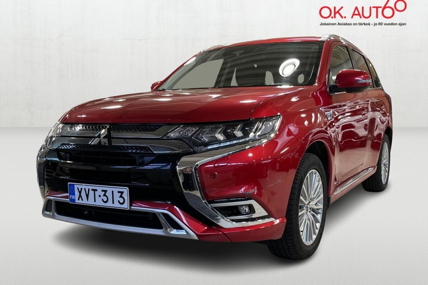 MITSUBISHI Outlander PHEV 1