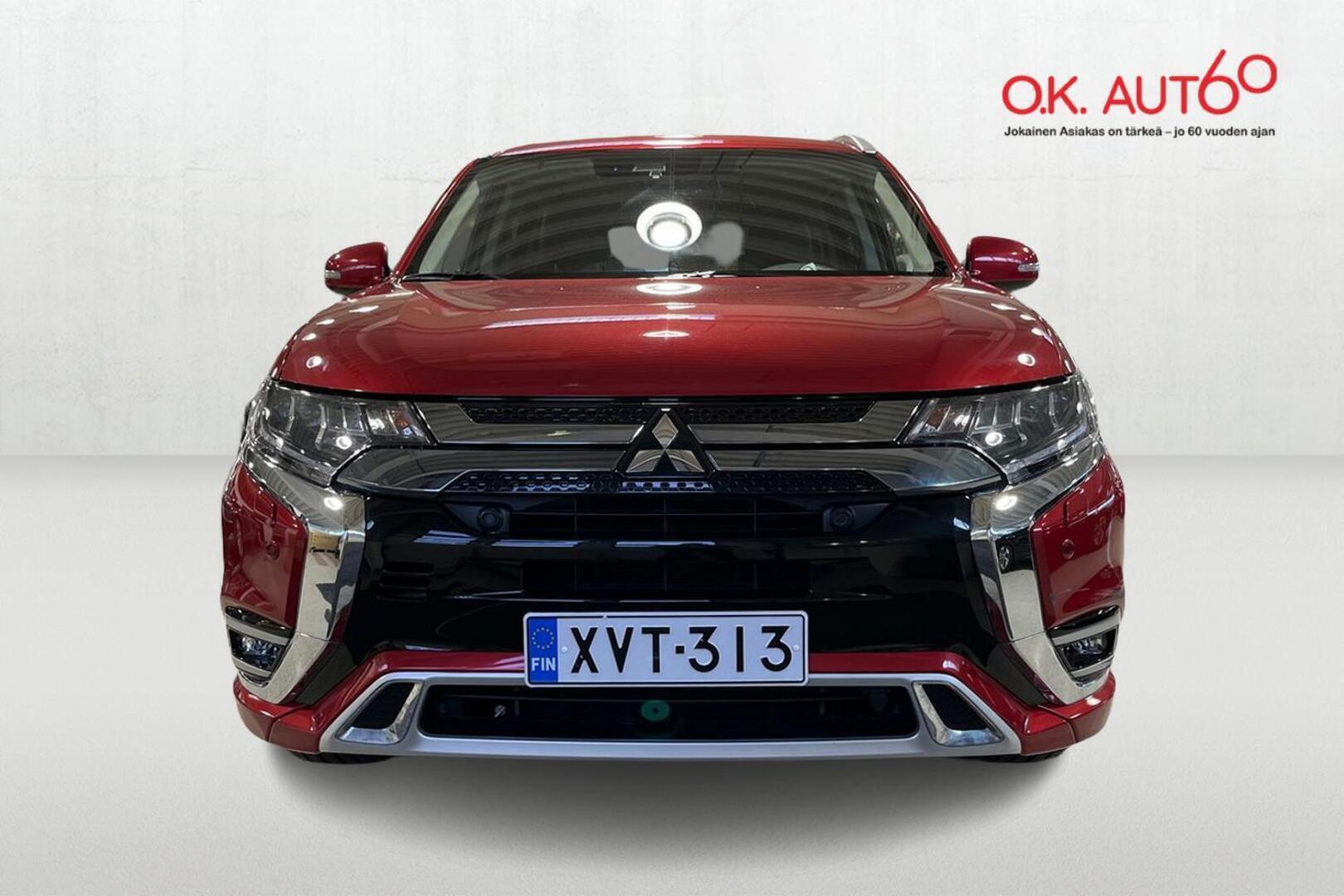 MITSUBISHI Outlander PHEV 7