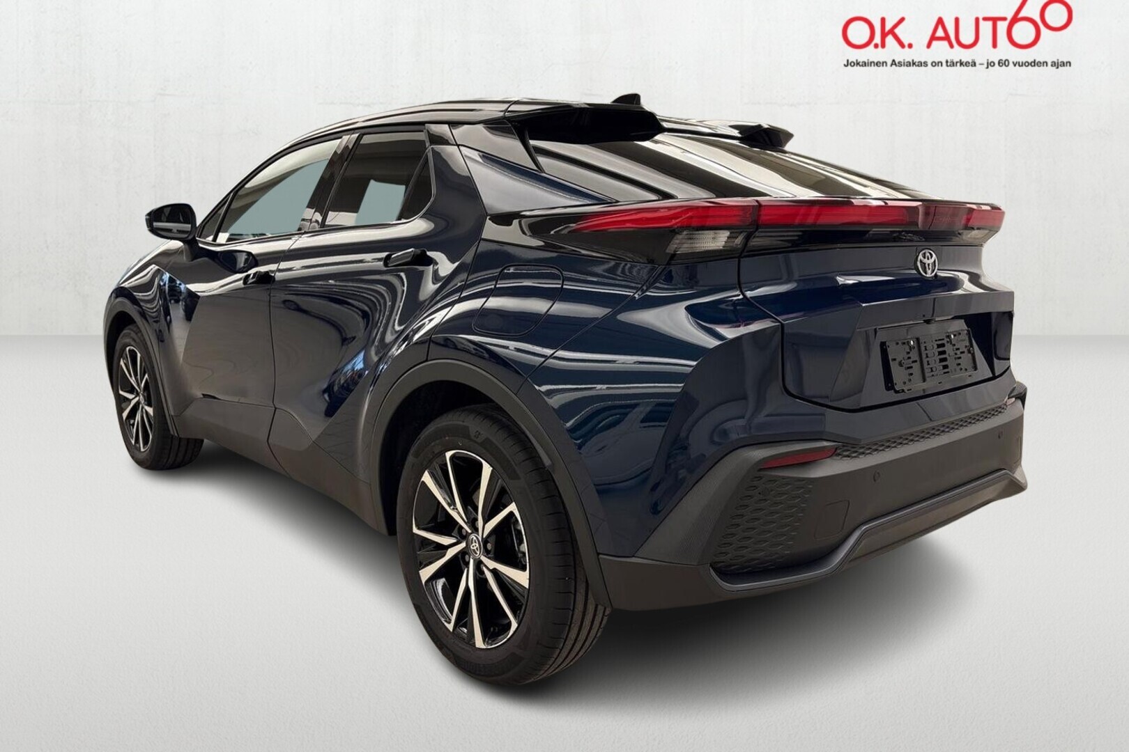 TOYOTA C-HR 3