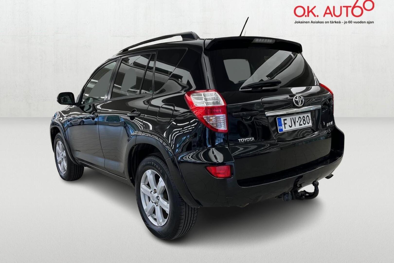 TOYOTA RAV4 3