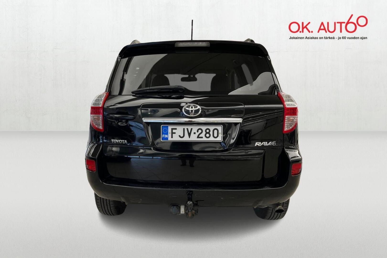 TOYOTA RAV4 4