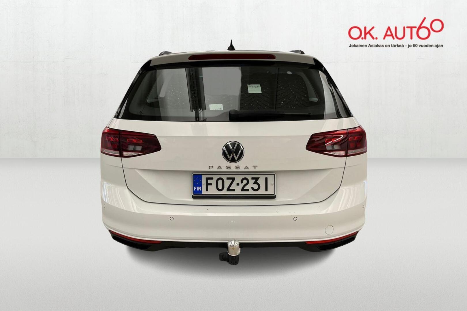 VOLKSWAGEN Passat 4