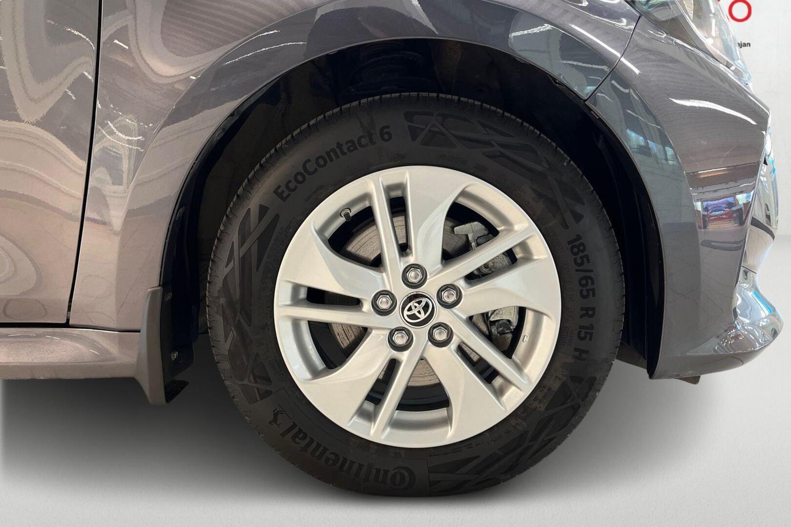 TOYOTA YARIS 20