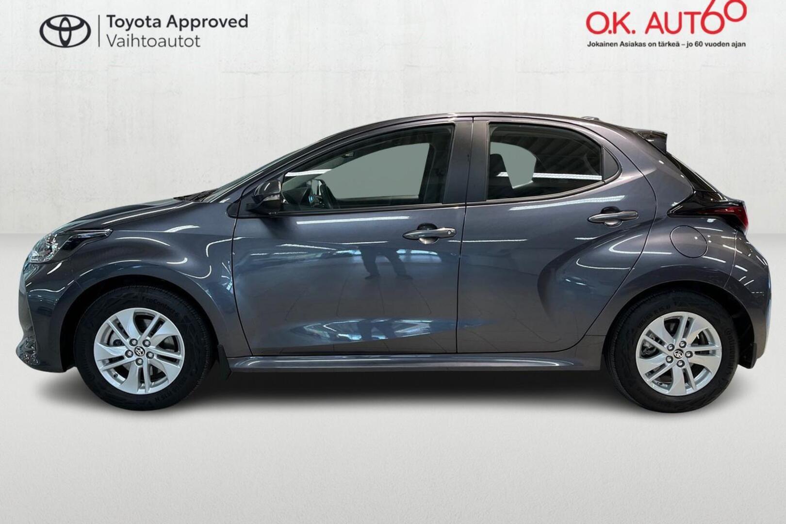 TOYOTA YARIS 3