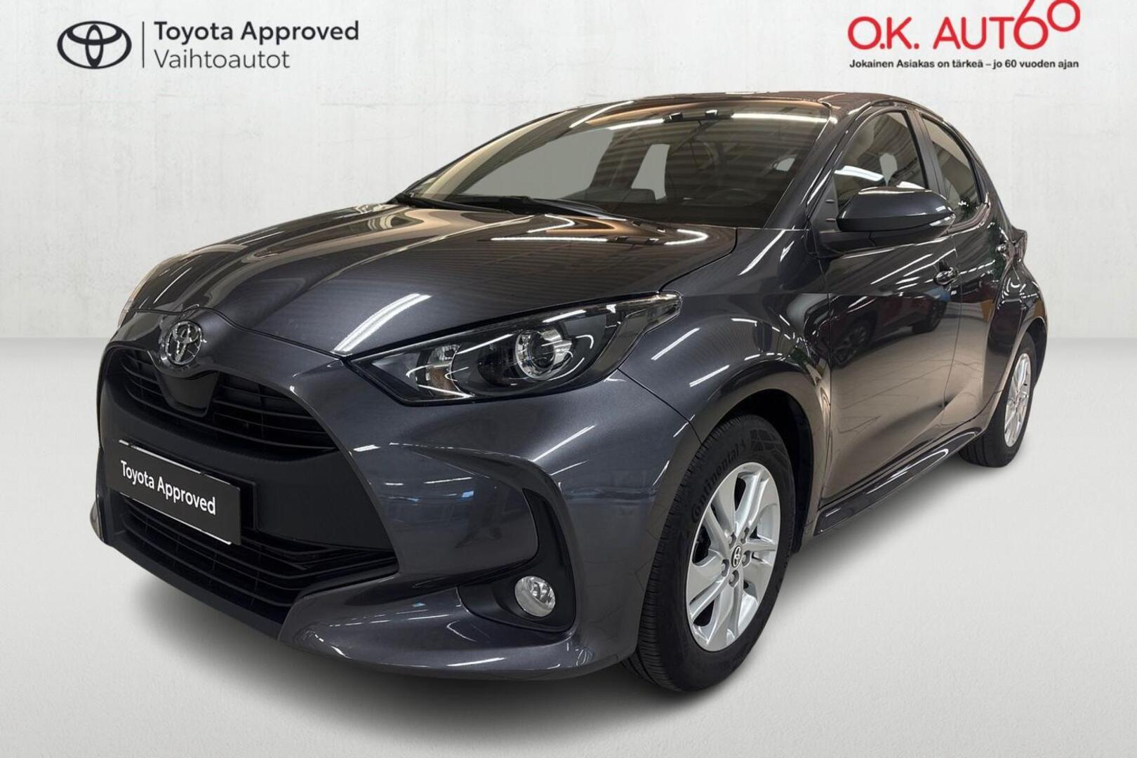 TOYOTA Yaris 1