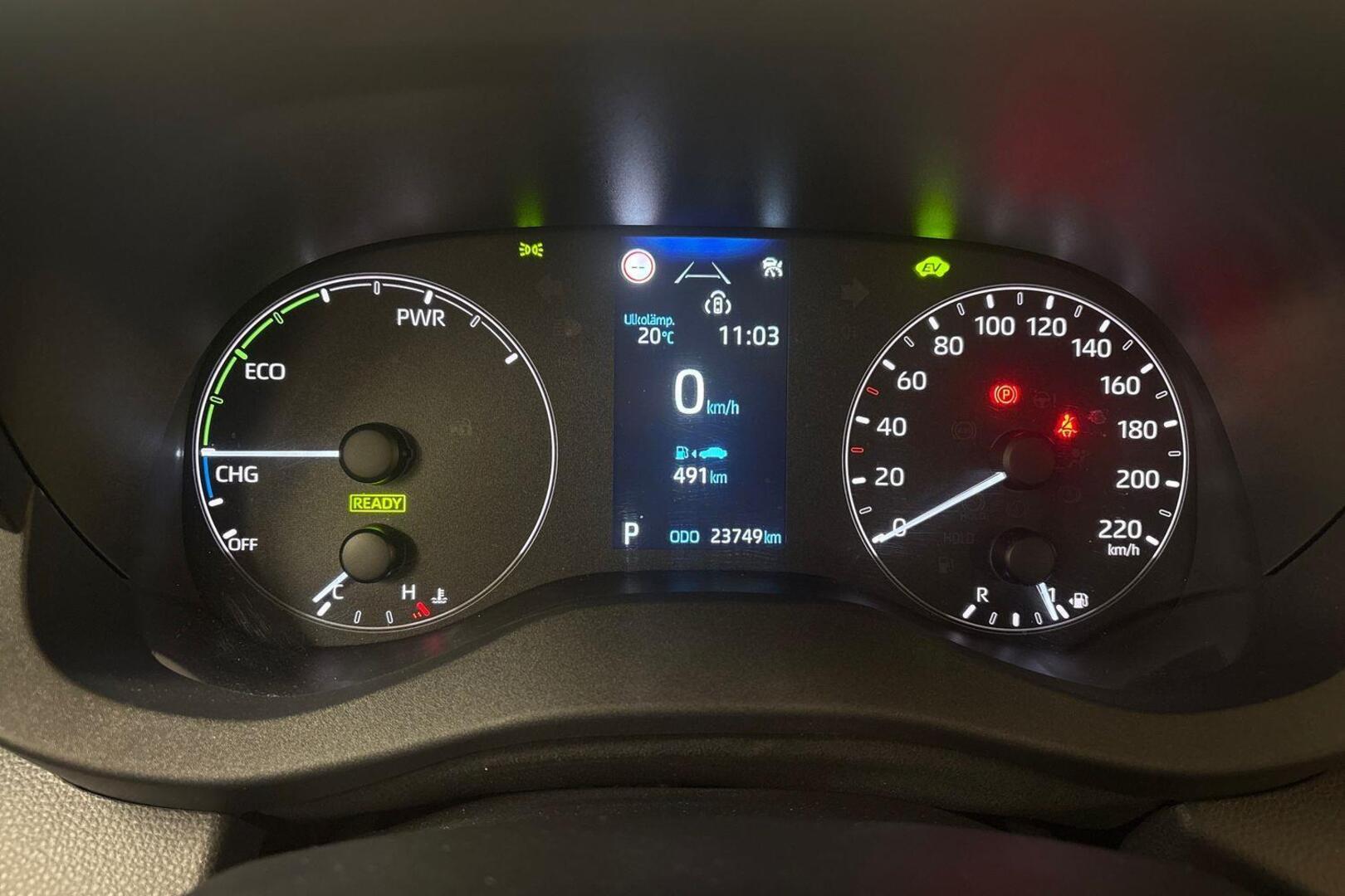 TOYOTA Yaris 15