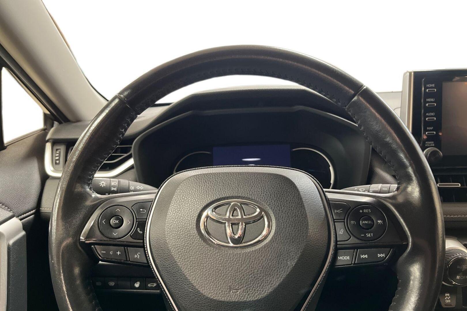 TOYOTA RAV4 12