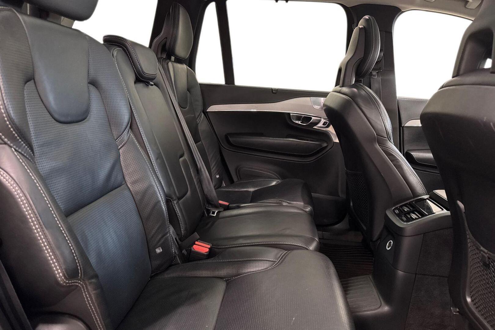 VOLVO XC90 16