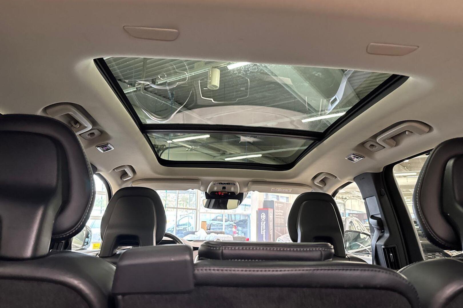 VOLVO XC90 23
