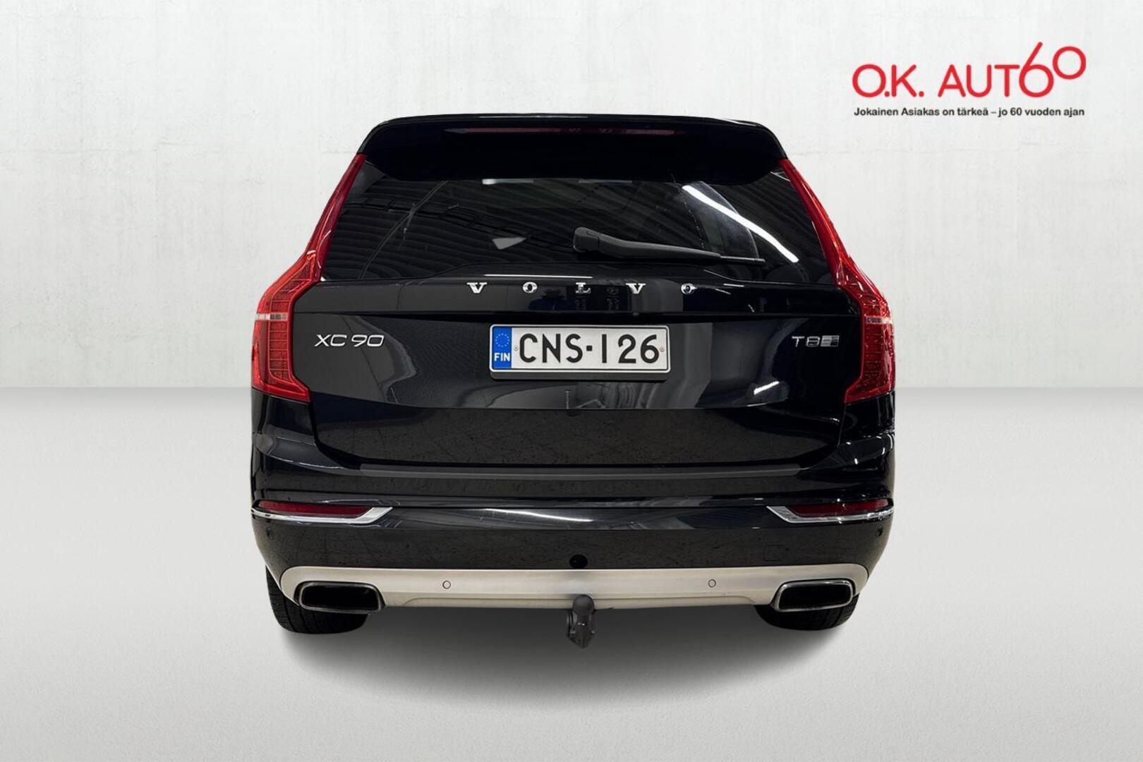 VOLVO XC90 4