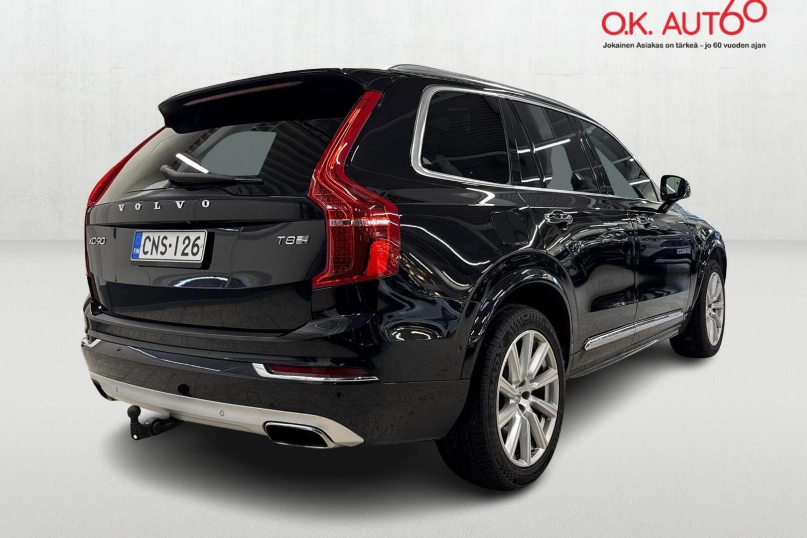 VOLVO XC90 5