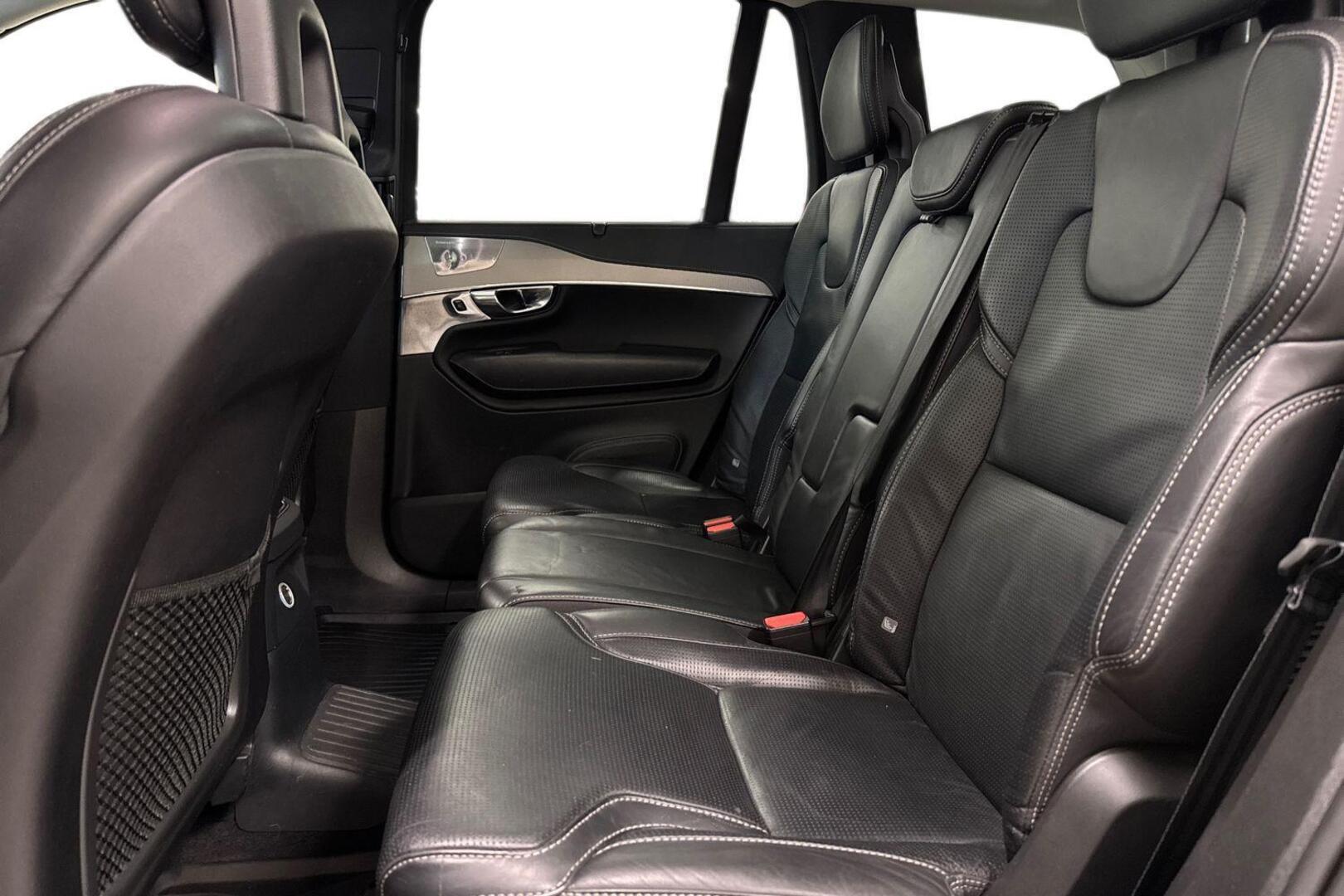 VOLVO XC90 9