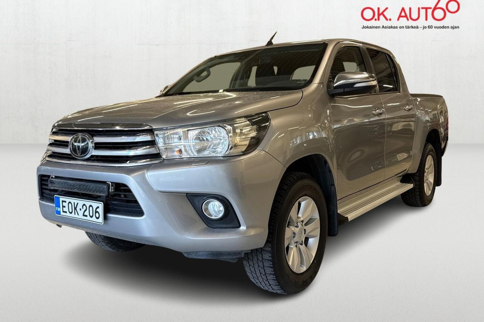 TOYOTA Hilux 1