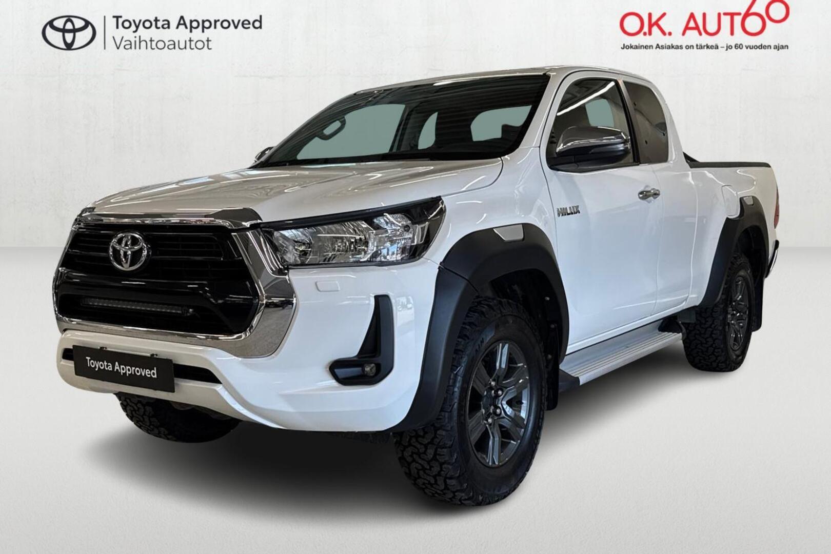 TOYOTA HILUX 1