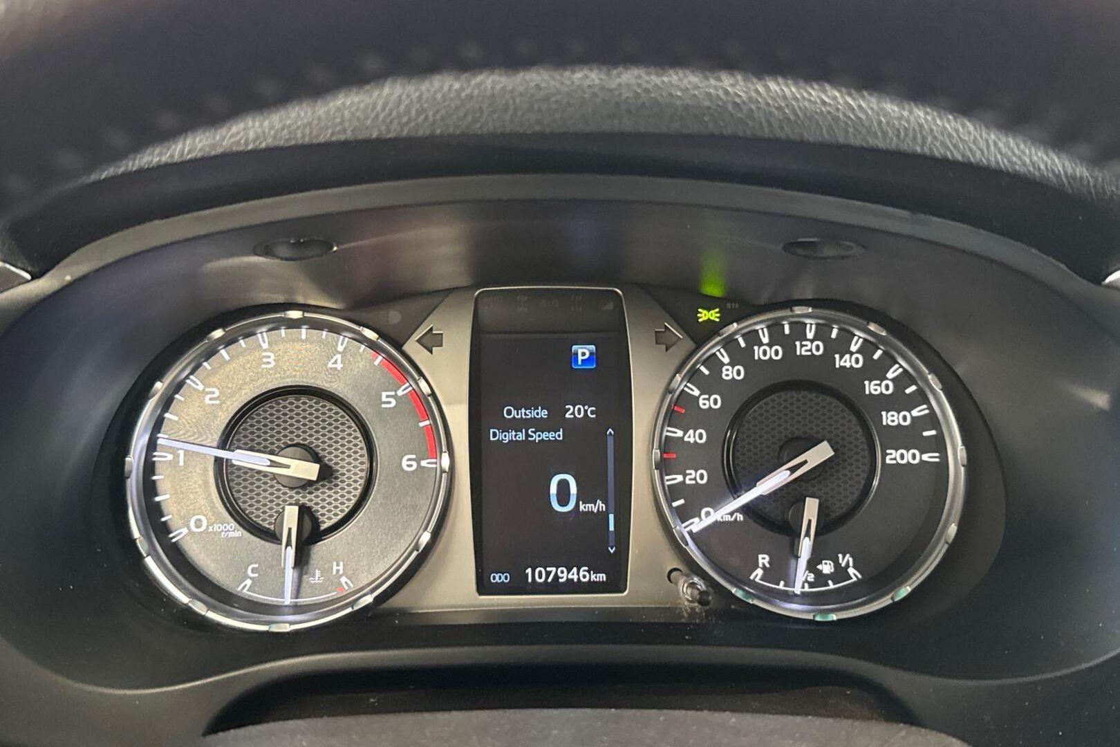 TOYOTA HILUX 14