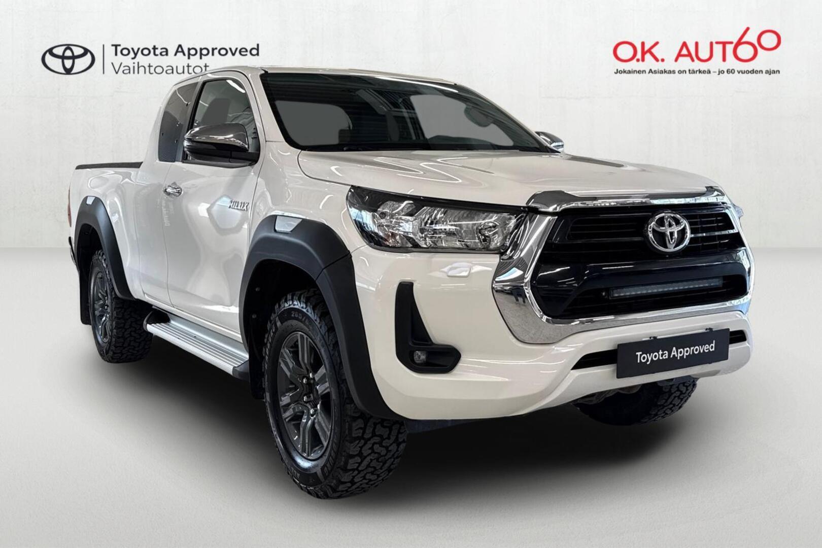 TOYOTA HILUX 6