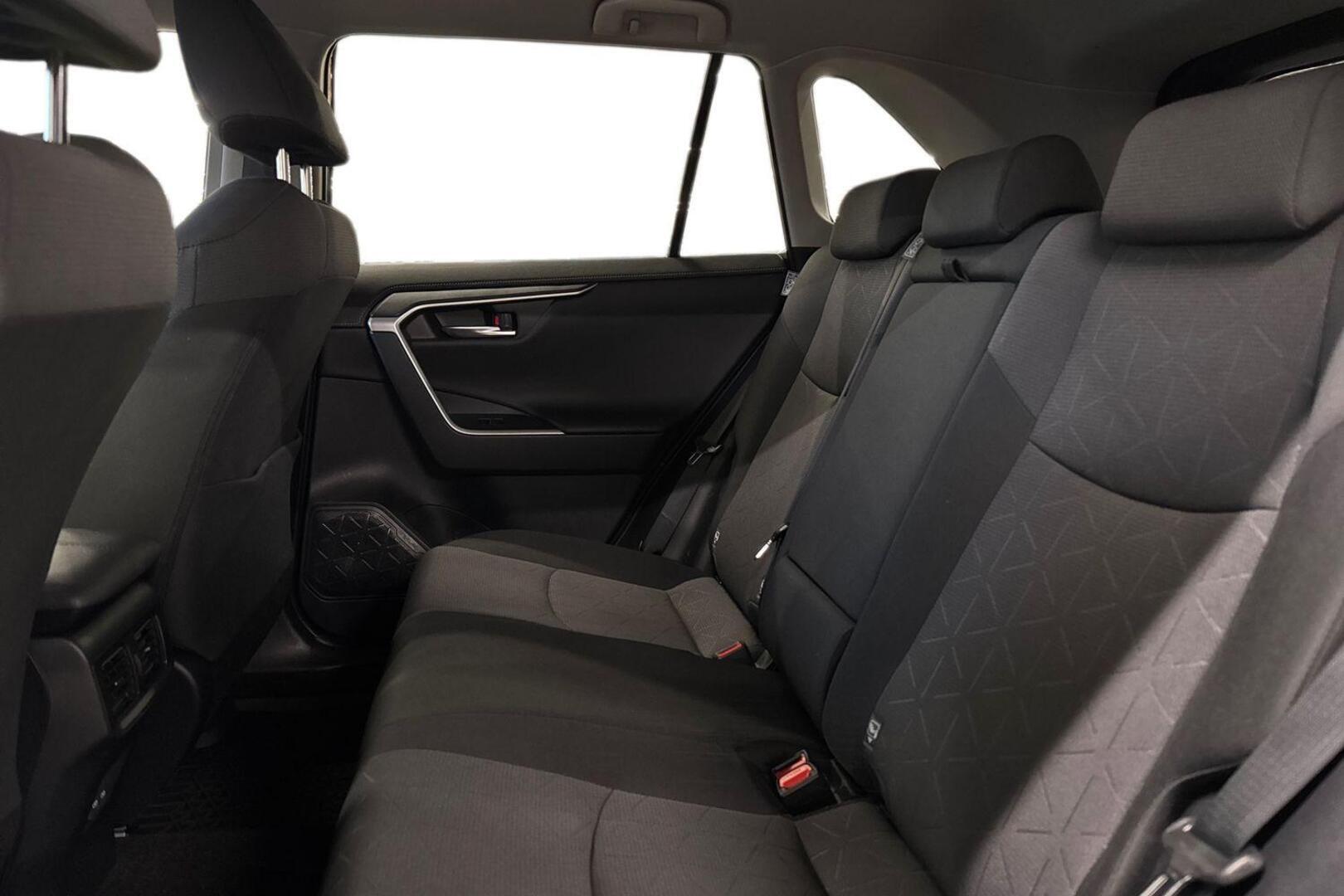 TOYOTA RAV4 10