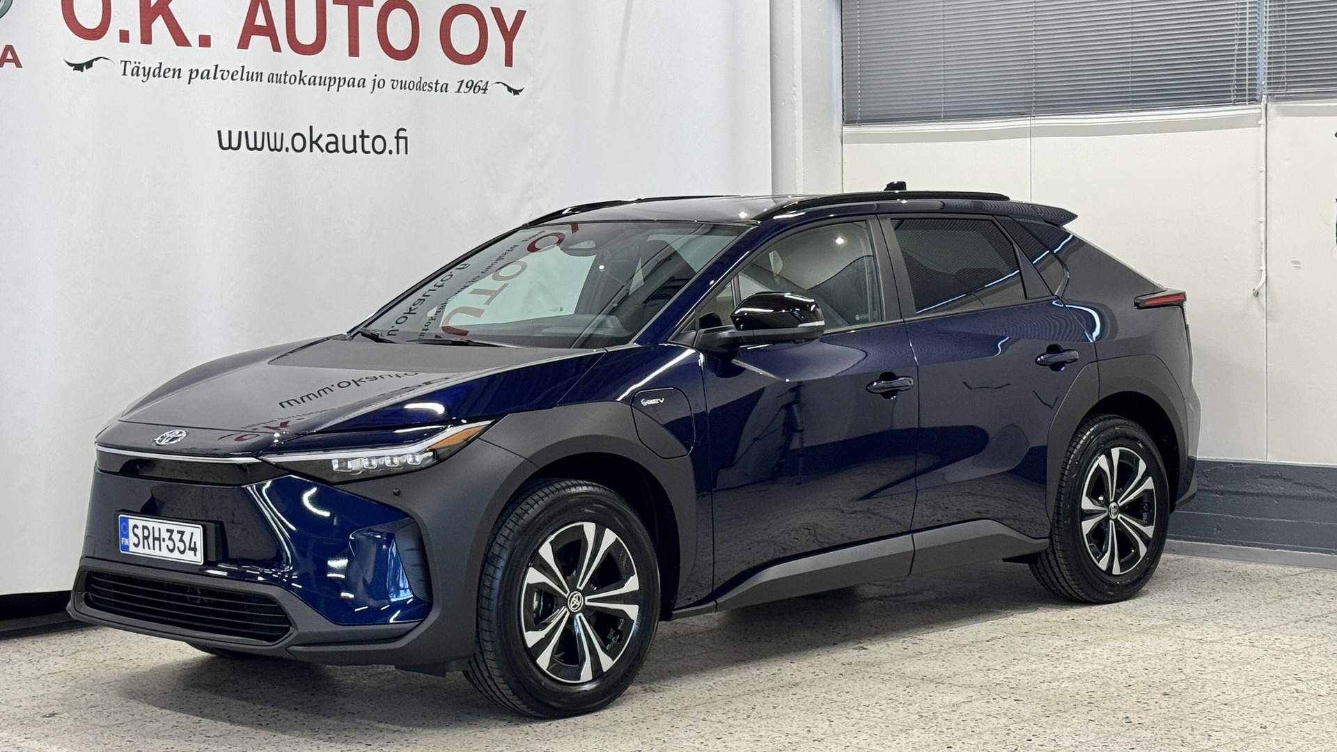 TOYOTA bZ4X 1
