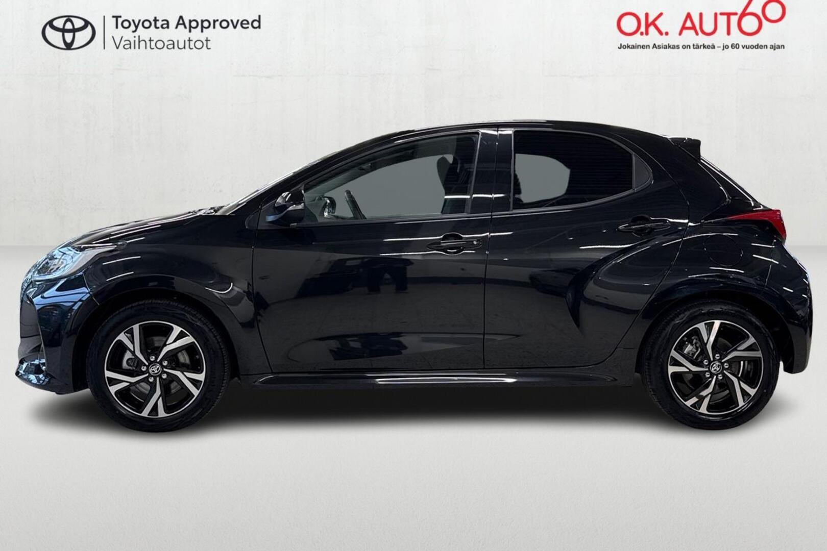 TOYOTA YARIS 2