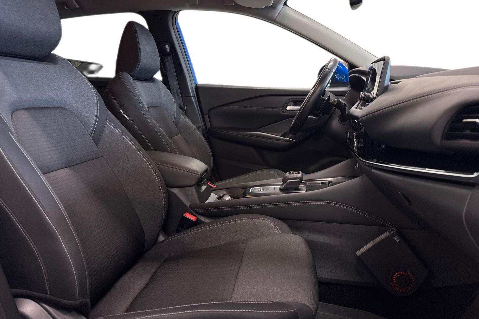 NISSAN Qashqai 17