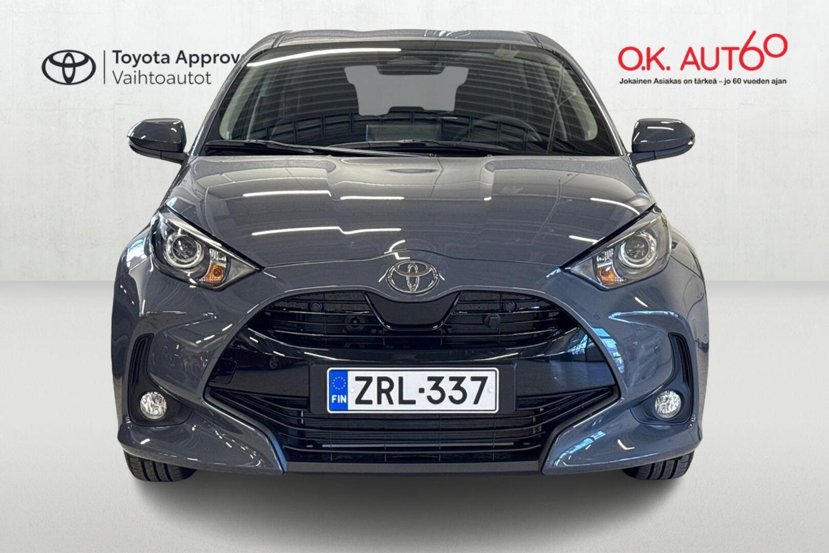 TOYOTA YARIS 7