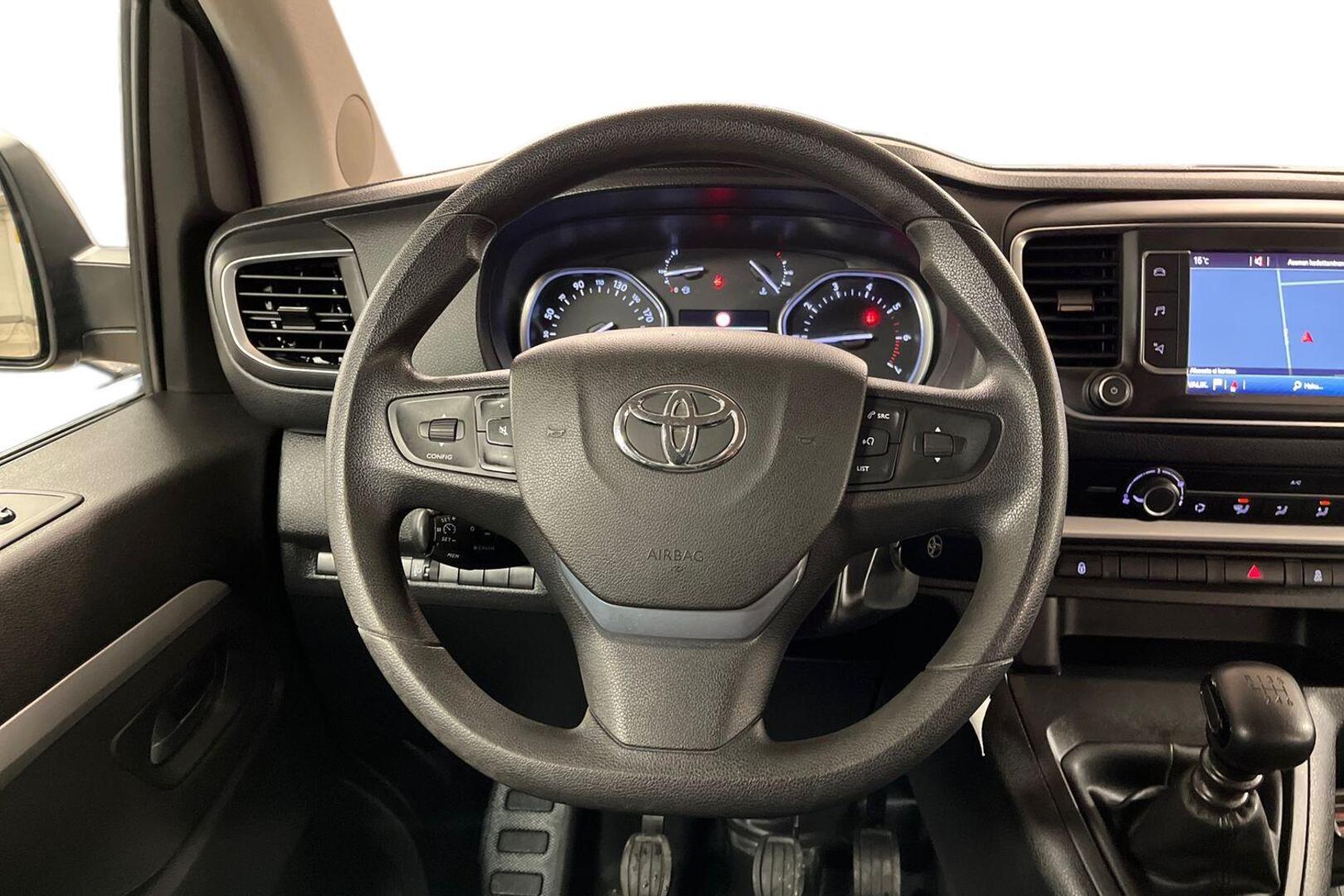 TOYOTA Proace Verso 12
