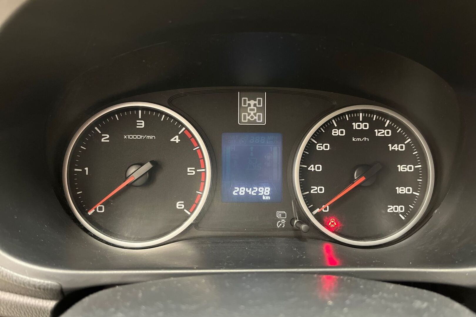 MITSUBISHI L200 13